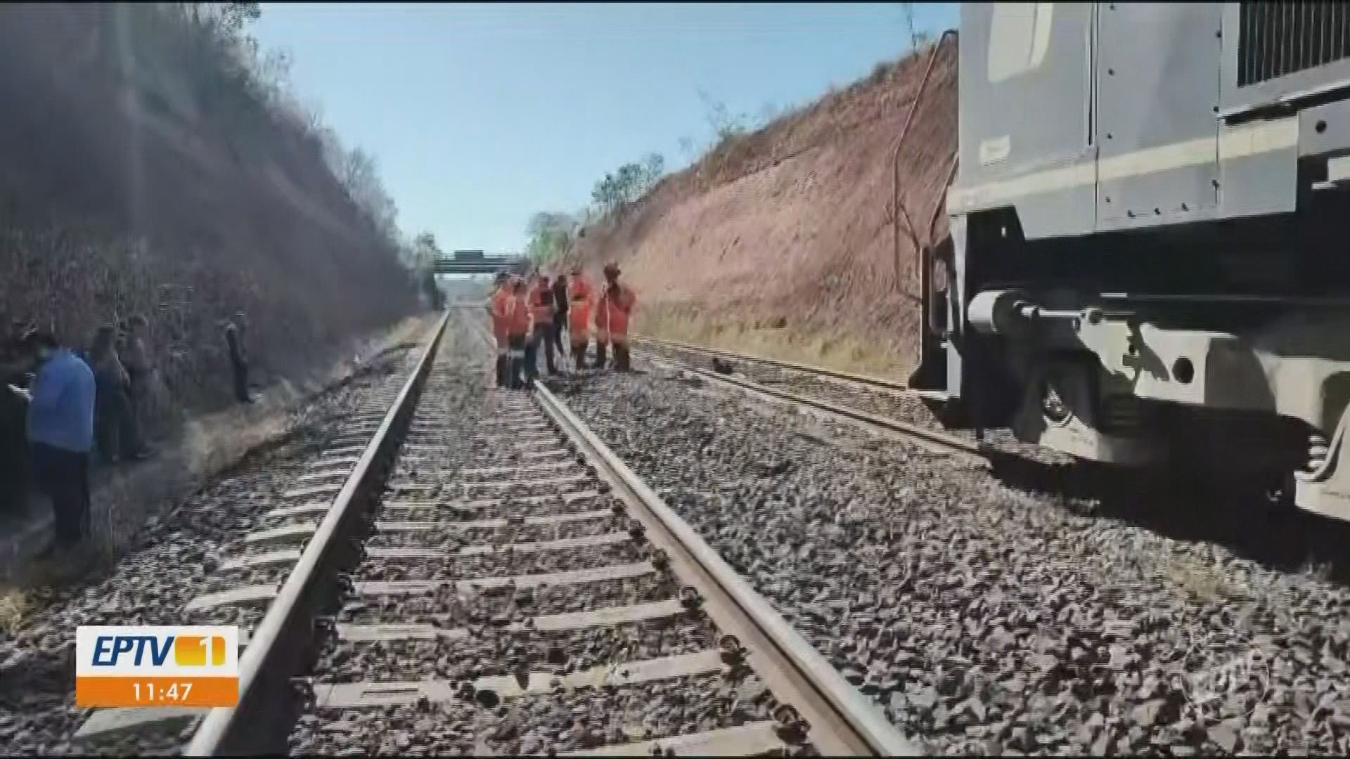 Idoso de 76 anos é atropelado por trem e socorrido em estado gravíssimo em Matão
