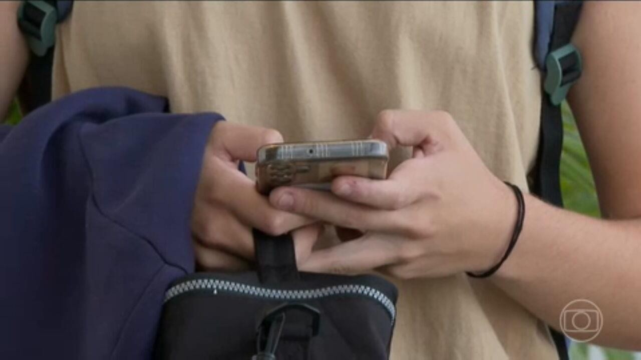 Governo regulamenta cadastro para consultar se celular foi roubado ou furtado