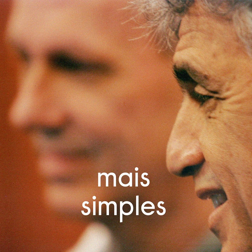 Capa do single 'Mais simples', de Caetano Veloso (com Tom Veloso ao violão) — Foto: Gal Oppido com design de Elaine Ramos