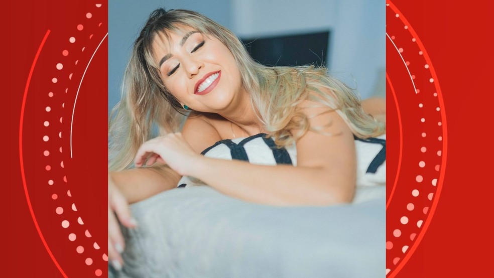 Rafaela Paulo, 32, começou a gravar conteúdo adulto em junho deste ano. Antes, ela trabalhava como enfermeira no Espírito Santo — Foto: Reprodução
