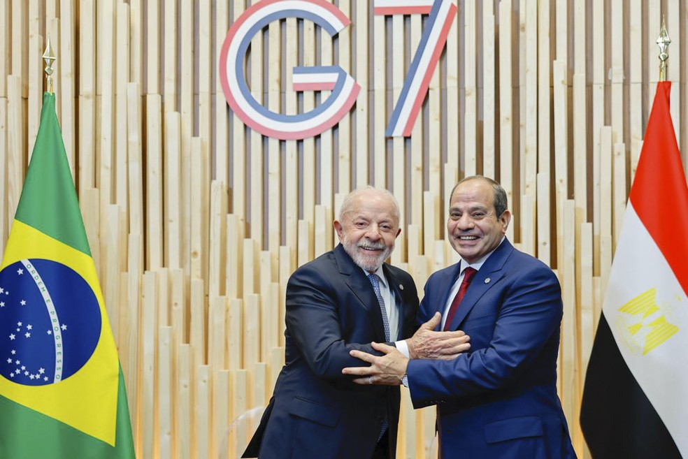 Lula durante reunião com o presidente do Egito, Abdel Fattah El-Sisi. — Foto: Ricardo Stuckert/ Presidência da República