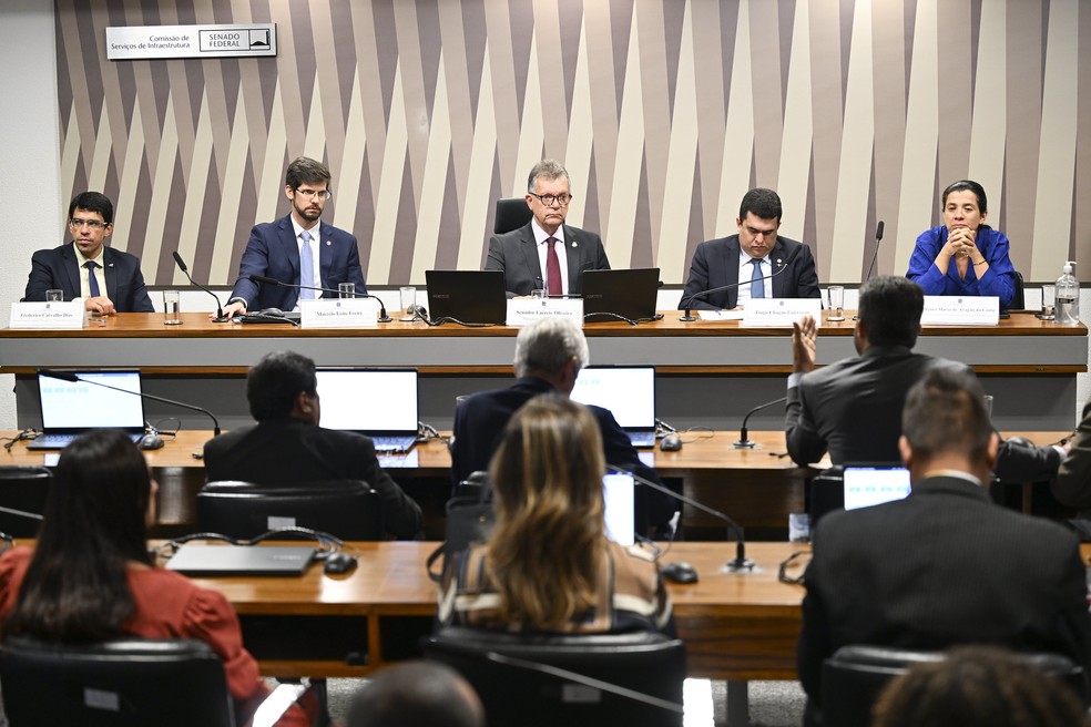 Comissão do Senado aprova projeto que blinda agências reguladoras contra bloqueios no orçamento — Foto: Edilson Rodrigues/Agência Senado