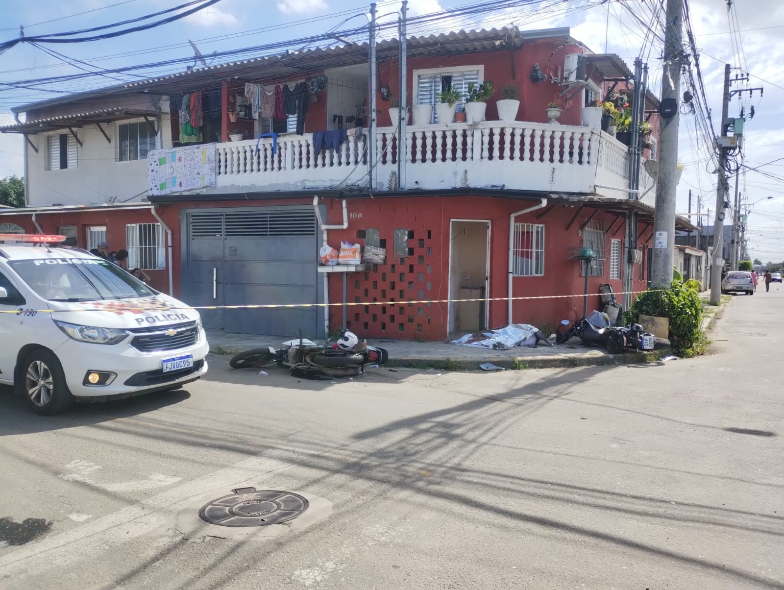 Motociclista morre após batida entre duas motos em Mogi das Cruzes