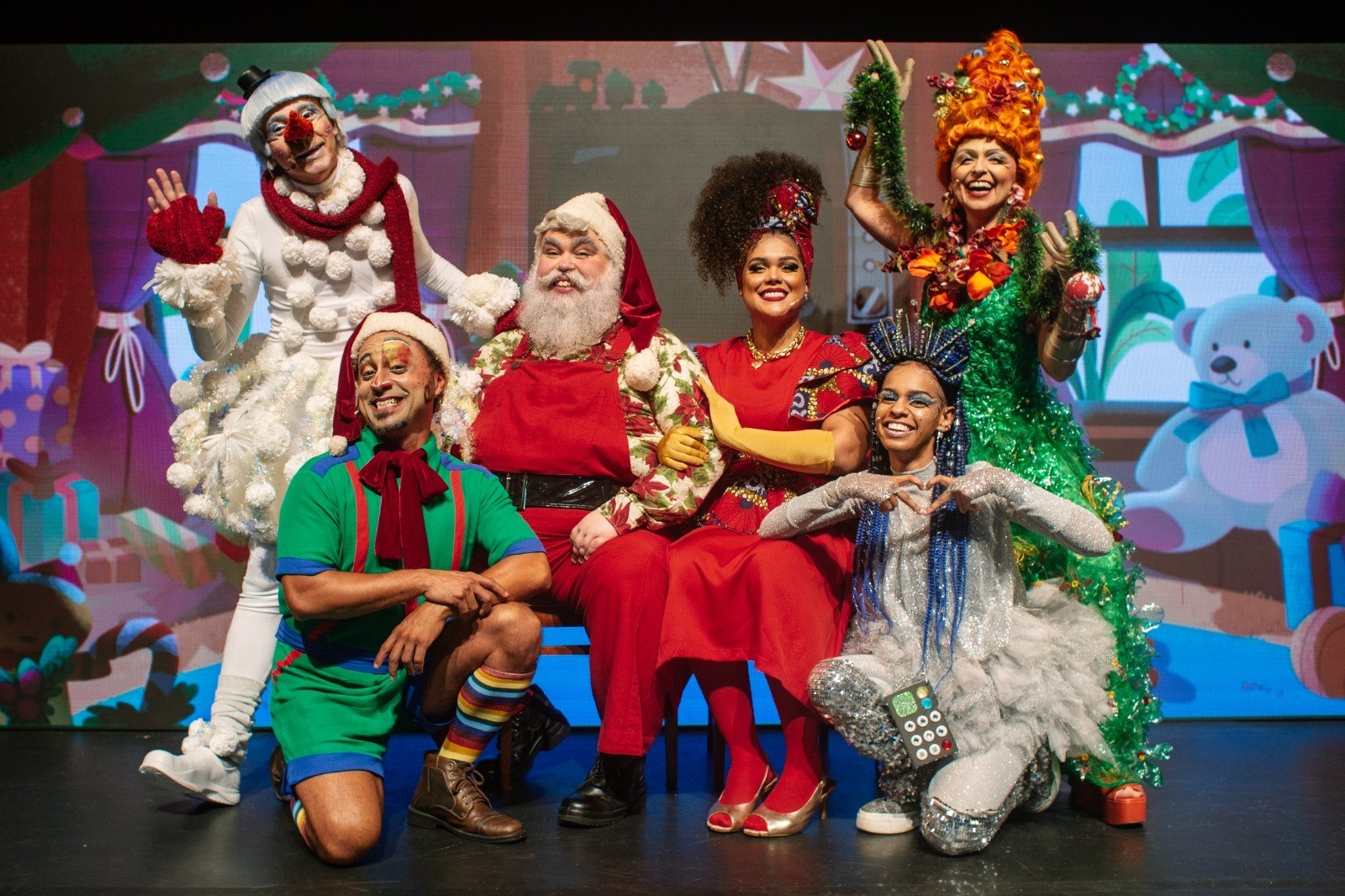 Liga do Natal faz apresentação natalina em cidades do Rio de graça e em locais públicos
