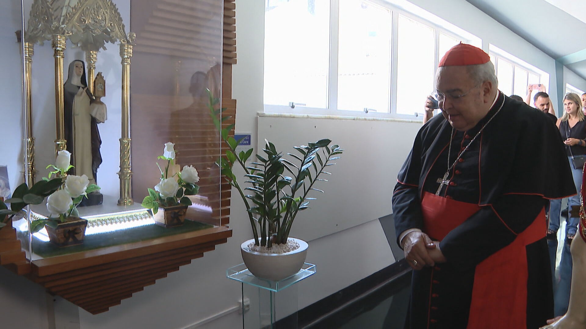 Arcebispo Dom Oroni Tempesta percorre Cristo Redentor e outros locais do Rio com a imagem de São Sebastião
