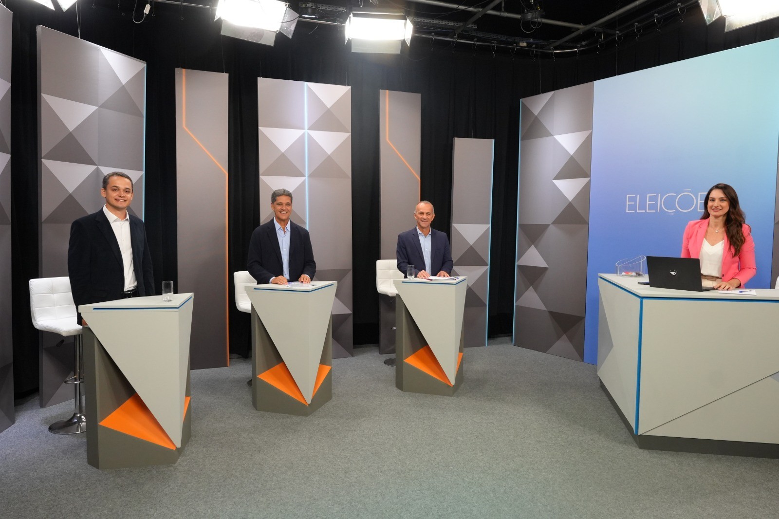 Candidatos ao governo do Espírito Santo participam de debate na Rede Amazônica; veja íntegra