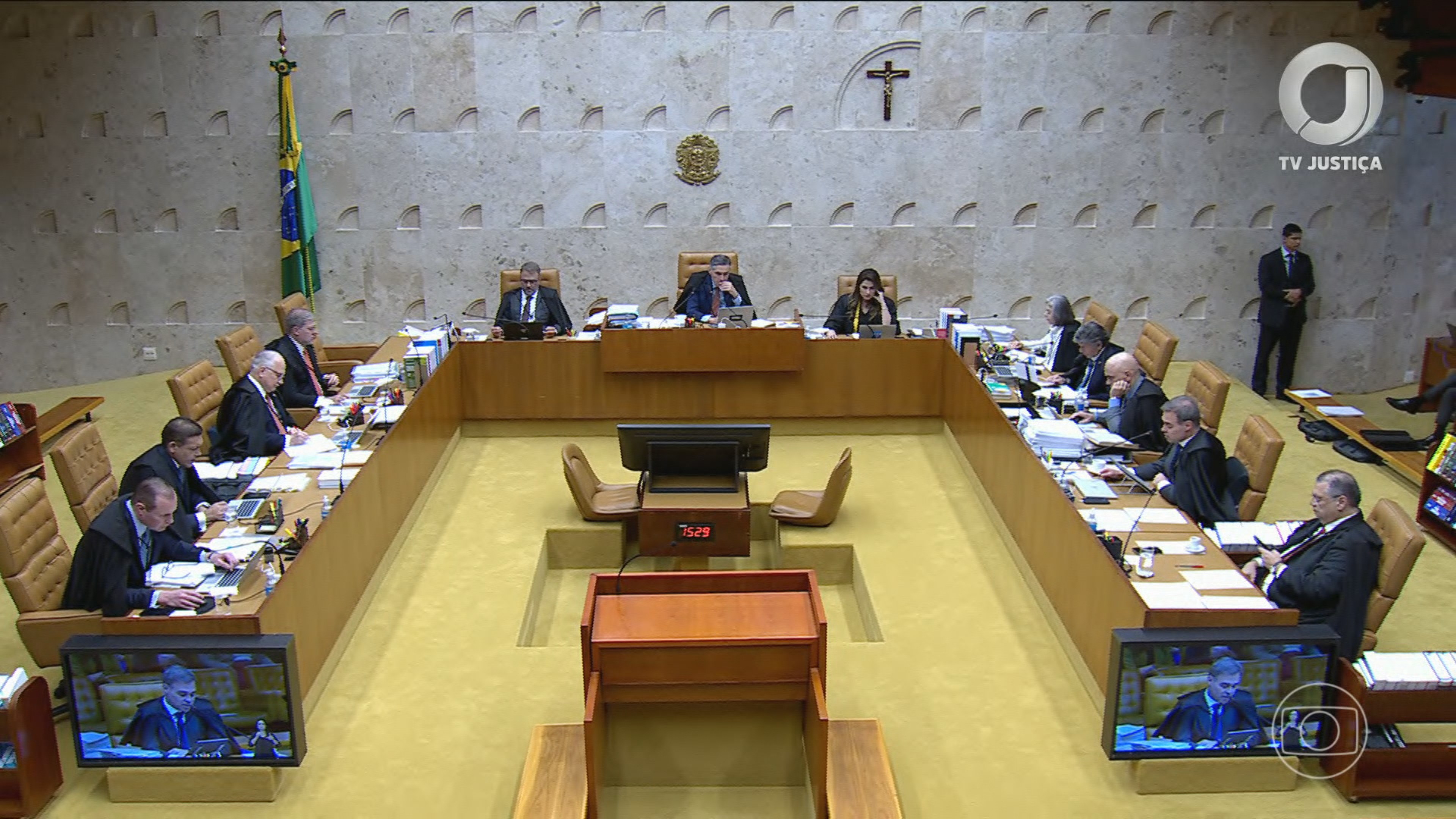 STF retoma julgamento sobre responsabilidade das redes sociais pelo conteúdo publicado