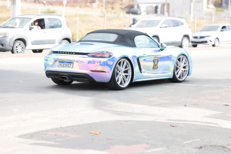 Porsche de Kerreti foi apreendido durante operação — Foto: Anderson Macena