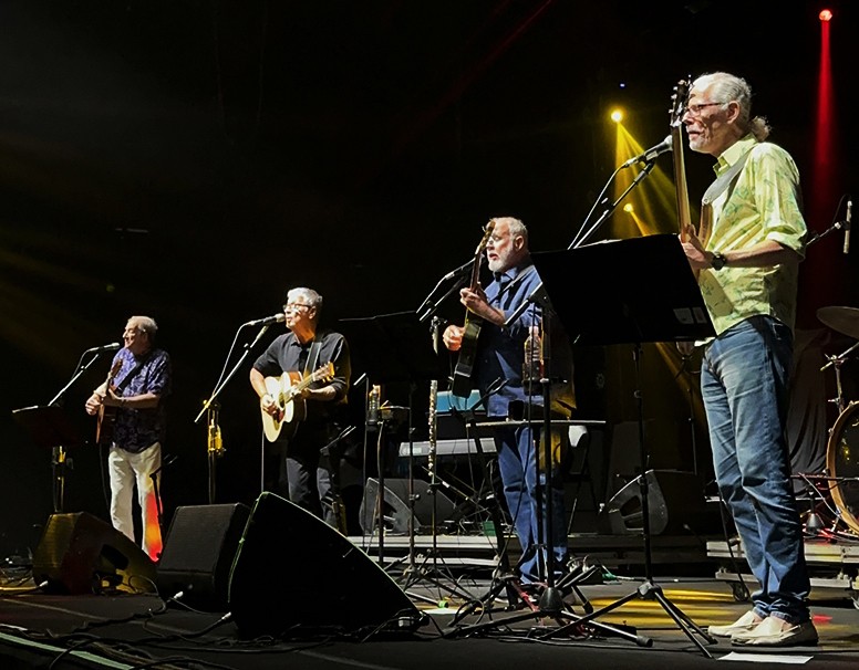 Grupo Boca Livre junta requinte vocal e apuro instrumental ao seguir a própria correnteza no show ‘Rasgamundo’