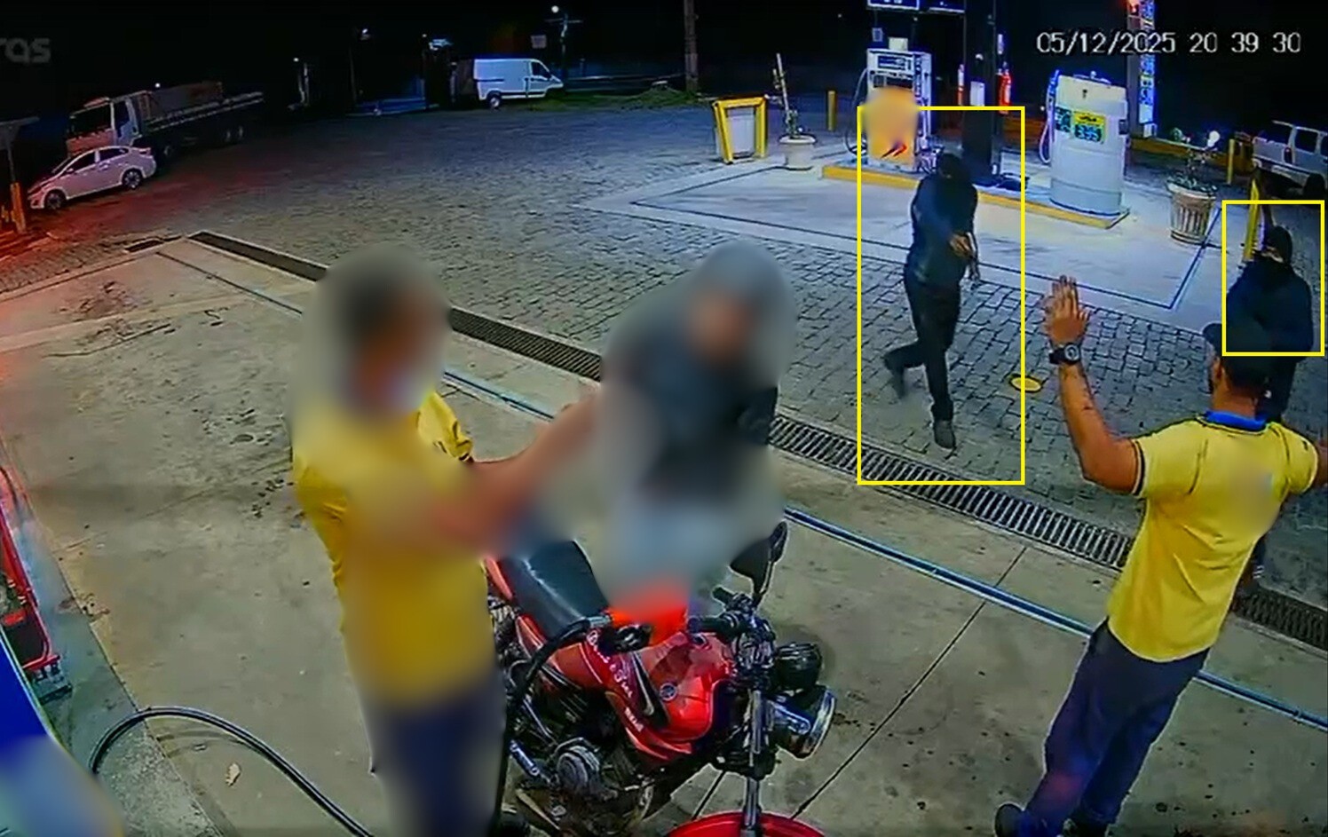 Câmera flagra assaltado à mão armada em Bom Jardim, na RJ-116