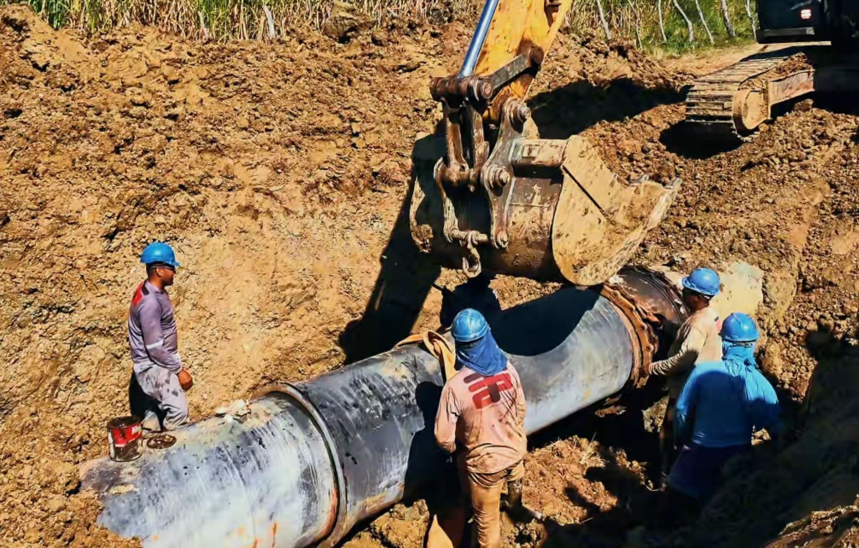 Vazamento em adutora afeta abastecimento de água em Aracaju, Nossa Senhora do Socorro e Barra dos Coqueiros