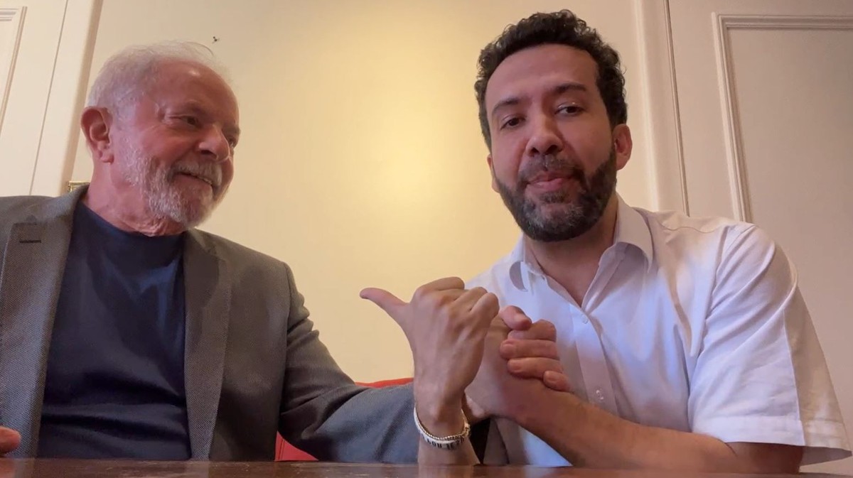 André Janones usa perfil 'troll' para engajar Lula nas redes sociais