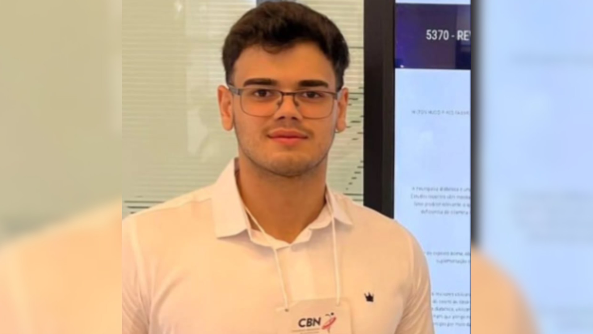 Sobrinho do prefeito de Avaré morre em batida entre carro e carreta no interior de SP