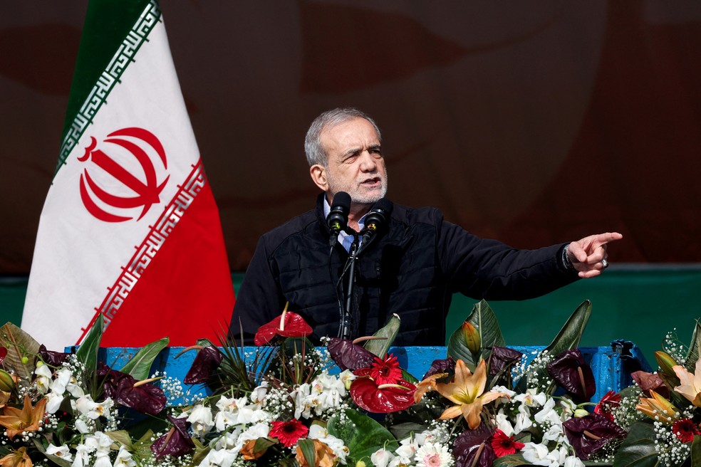 O presidente iraniano Masoud Pezeshkian — Foto: Site presidencial do Irã/WANA (West Asia News Agency)/Divulgação via REUTERS