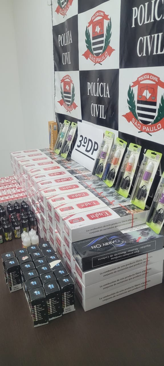 Operação ‘Vape’ da Polícia Civil contra comércio de cigarros eletrônicos faz apreensões em galeria de Piracicaba