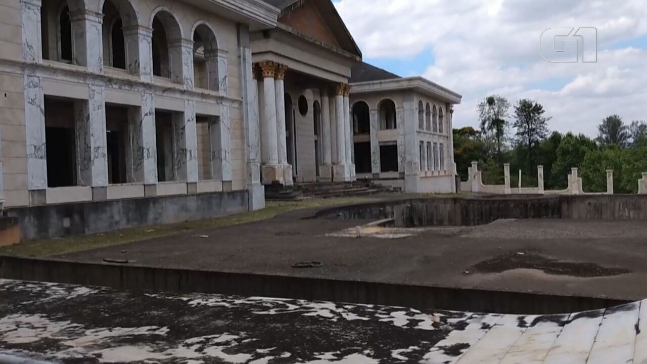 Veja como está a mansão do traficante internacional de drogas Sheik, em  Valinhos