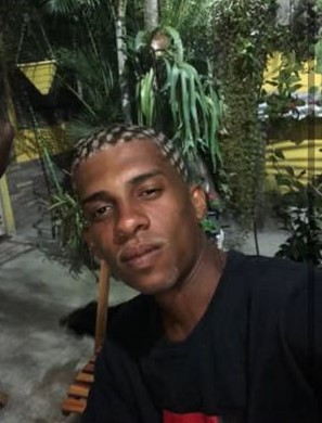 
Entregador é morto a facadas em forró em Seropédica; polícia investiga crime por ciúmes