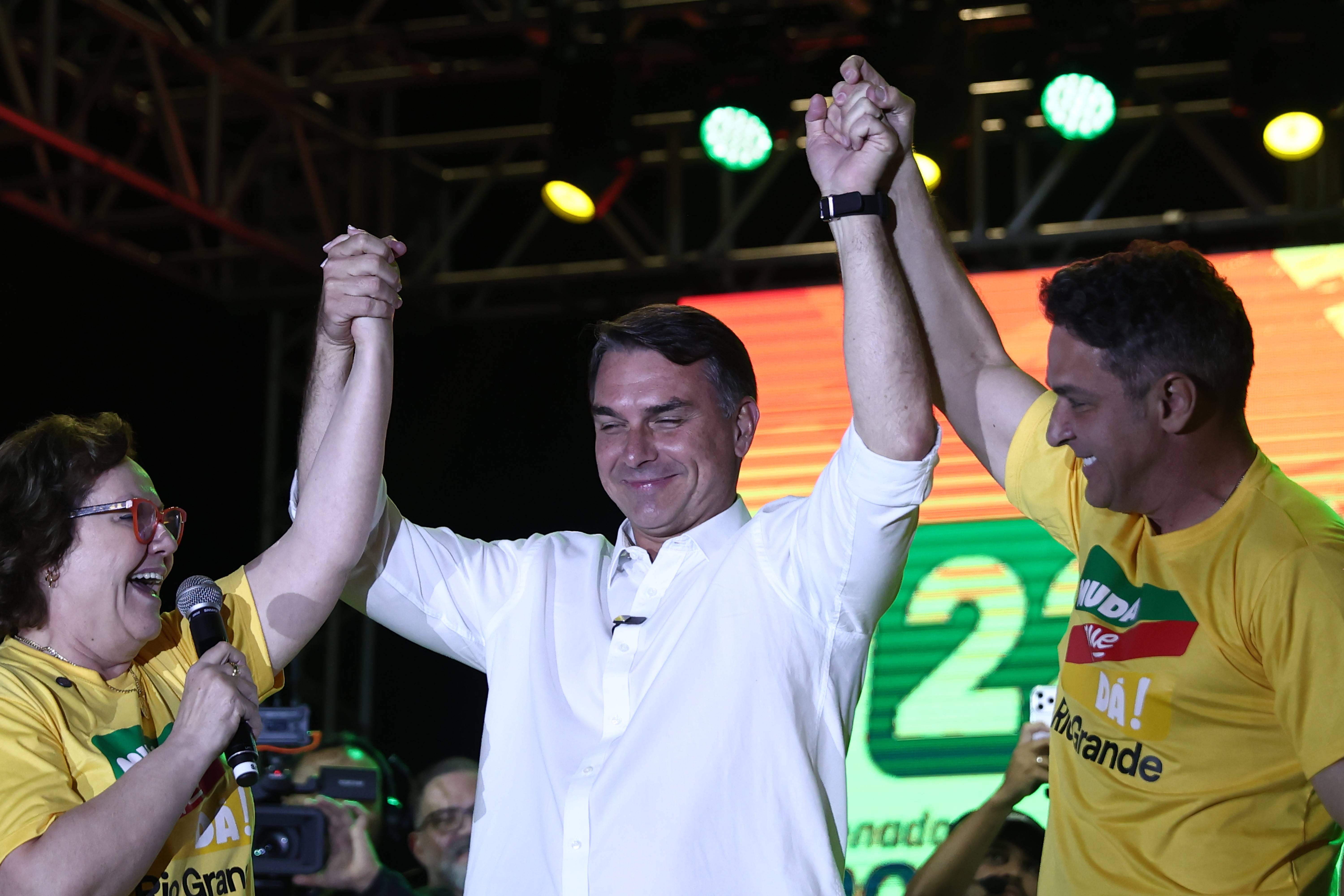 Após ser eleito governador do RS, Zucco vai a Brasília para encontro com Flávio Bolsonaro