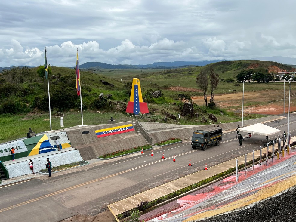 Fronteira do Brasil com a Venezuela no dia 27 de julho de 2024, véspera da eleição presidencia — Foto: Caíque Rodrigues/g1 RR