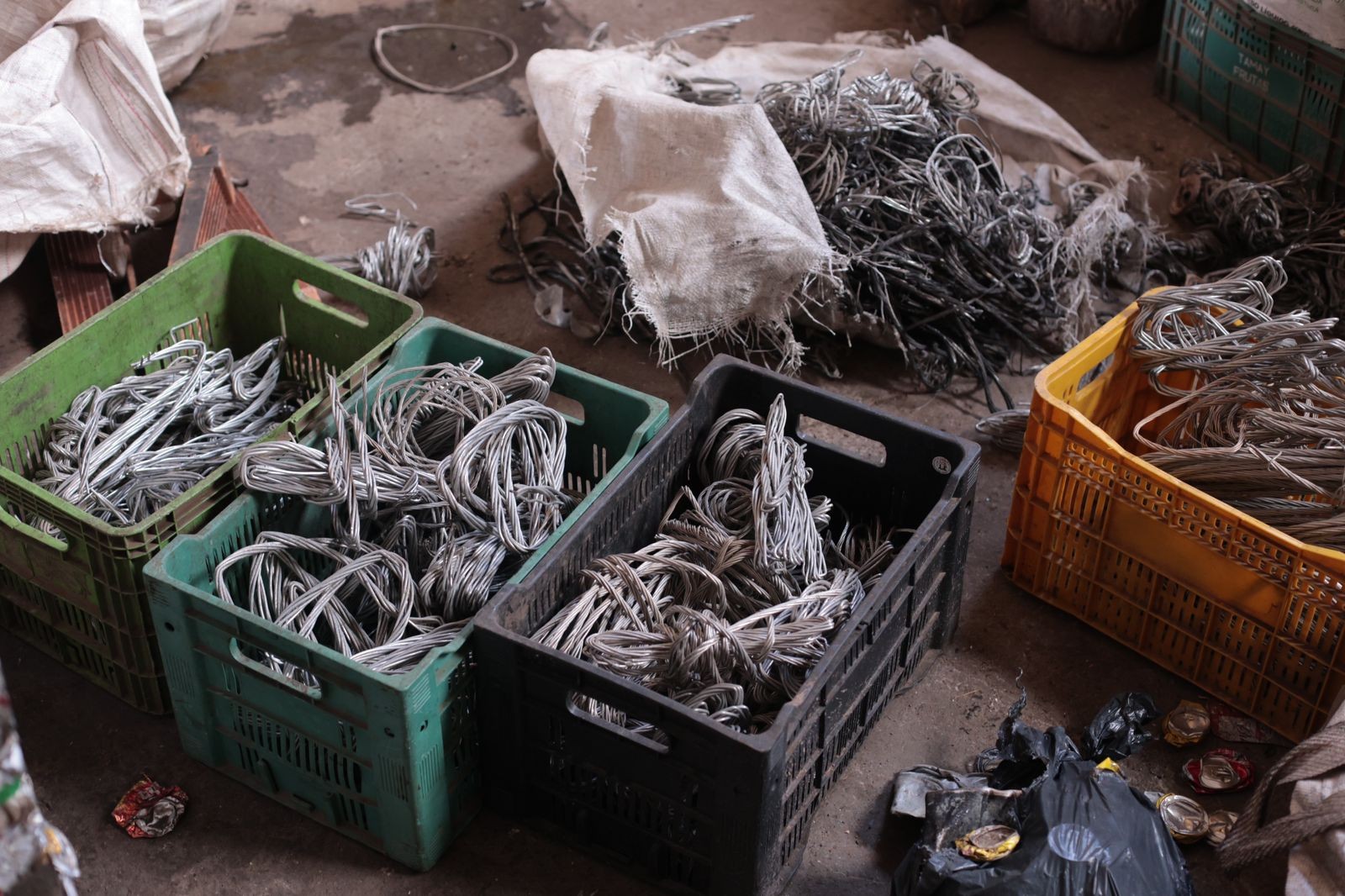 Operação apreende 200 kg de cabos irregulares em Santarém