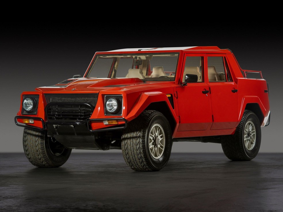Lamborghini LM002 — Foto: Imagem: internet