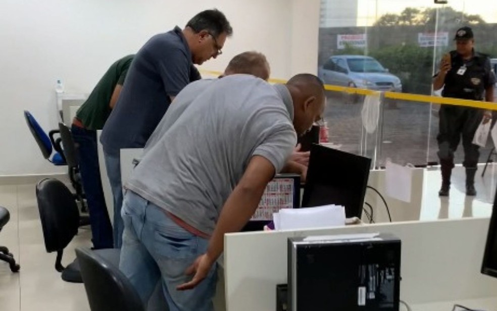 operação do Detran-GO identificou ainda que as fraudes vêm ocorrendo há cerca de dez anos — Foto: Marcela Passos/Detran-GO