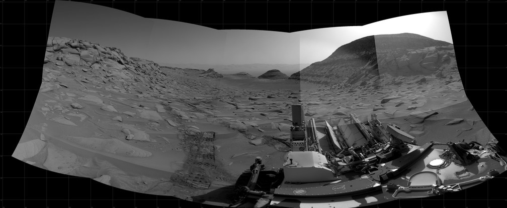 Panorama da manhã - preto e branco — Foto: NASA/JPL- Caltech