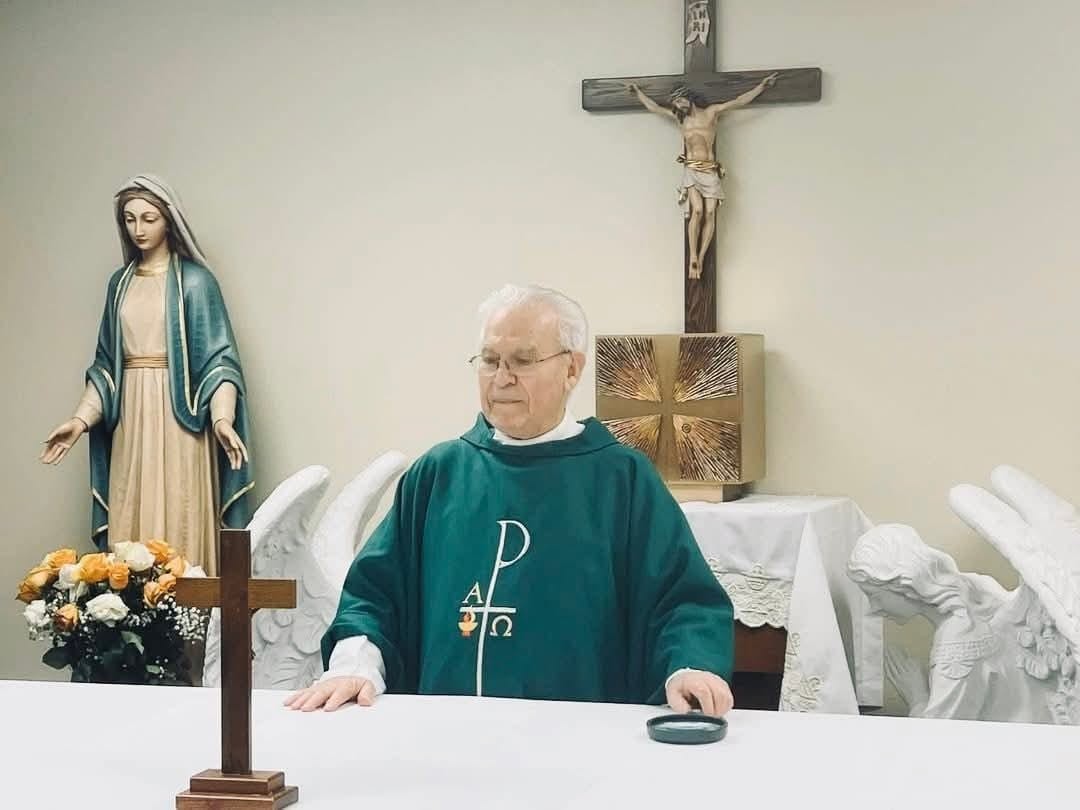 Padre estrangeiro é encontrado morto em quarto de hotel em Cuiabá 