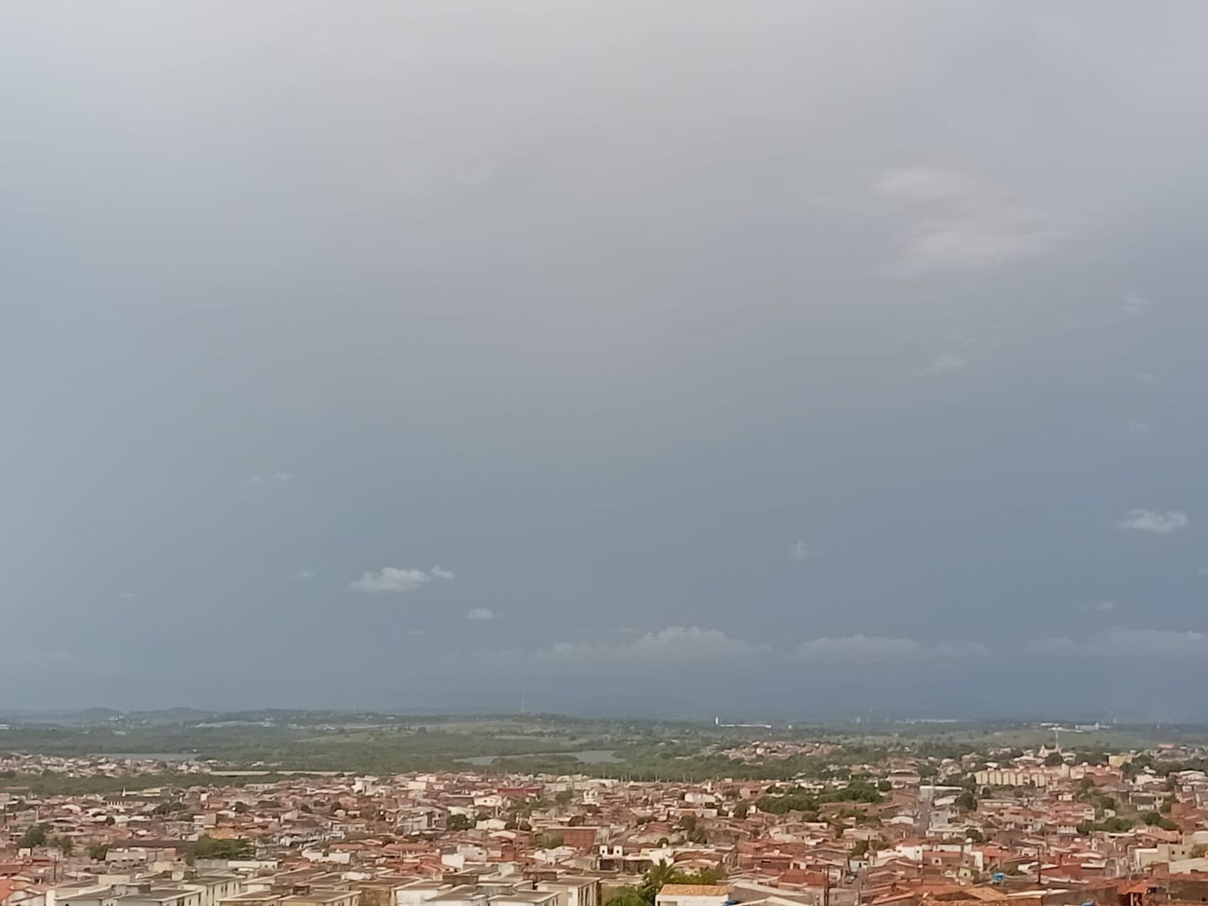 Sergipe tem novo alerta de chuvas e ventos intensos 