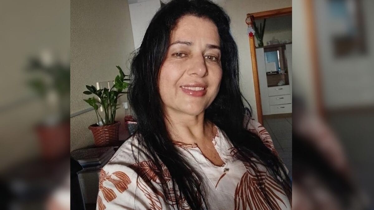 Massagista é morta a tiros dentro de casa na frente dos filhos em Chapecó; ex-marido foi preso