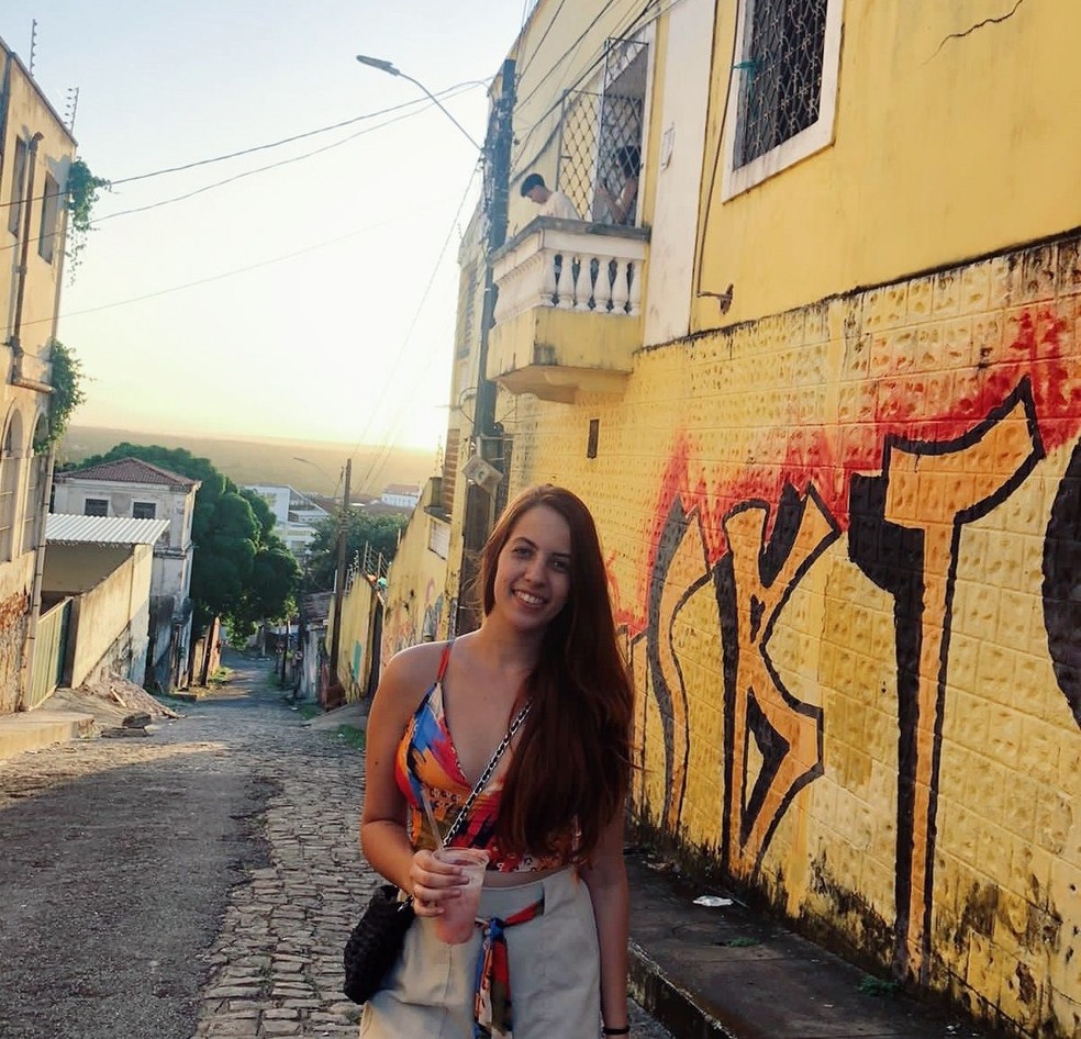 Gabrielly Brasileiro, no centro da cidade de João Pessoa — Foto: Gabrielly Brasileiro/Arquivo Pessoal