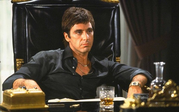 Scarface': a rotina de orgias, festas e cocaína dos traficantes
