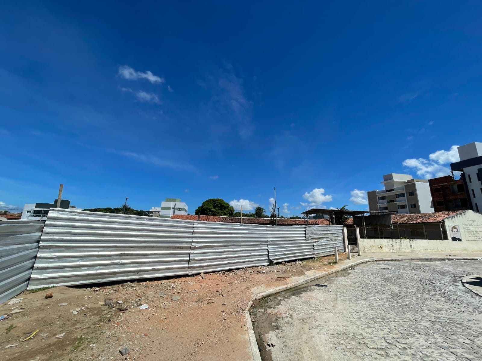 Padre denuncia suposto erro em obra pública após demolição de igreja histórica em João Pessoa