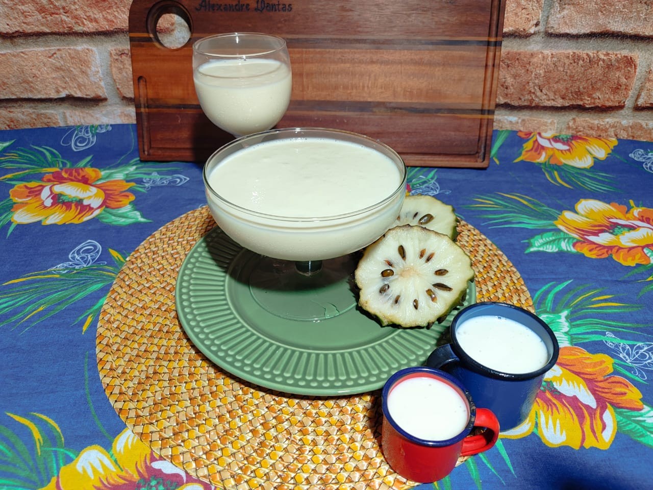 Aprenda a fazer um refrescante mousse de graviola; veja receita completa