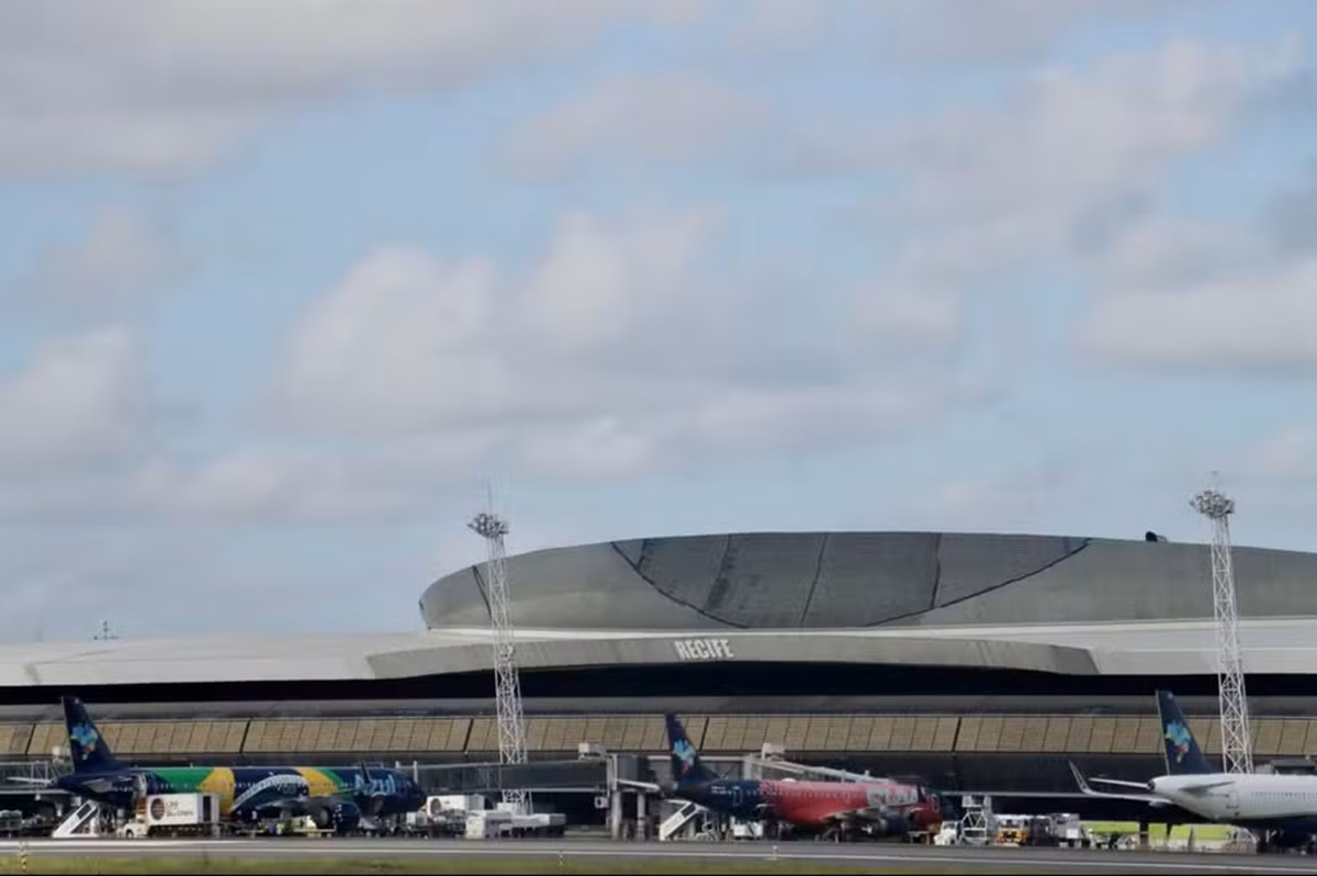 Aeroporto do Recife tem voos cancelados por causa de ventania em São Paulo