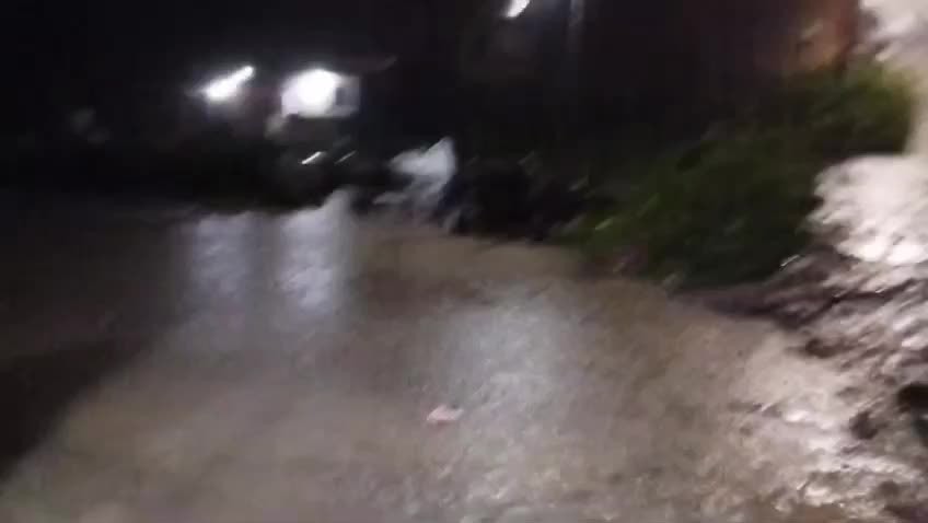 Veja os estragos causados pela chuva em Maceió
