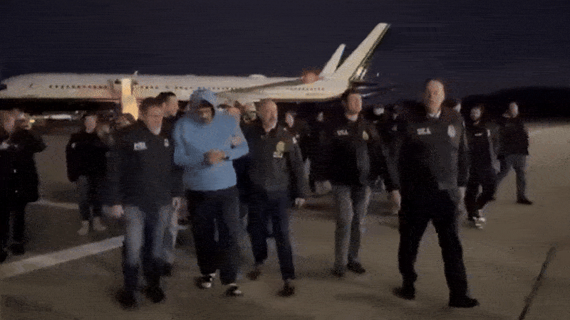 Vídeo mostra Maduro algemado em pista de aeroporto ao desembarcar em Nova York