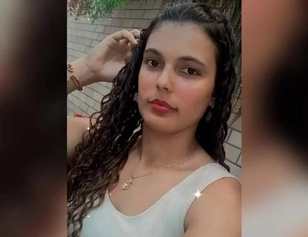 Corpo de mulher é encontrado boiando em açude no Agreste de Pernambuco. — Foto: WhatsApp