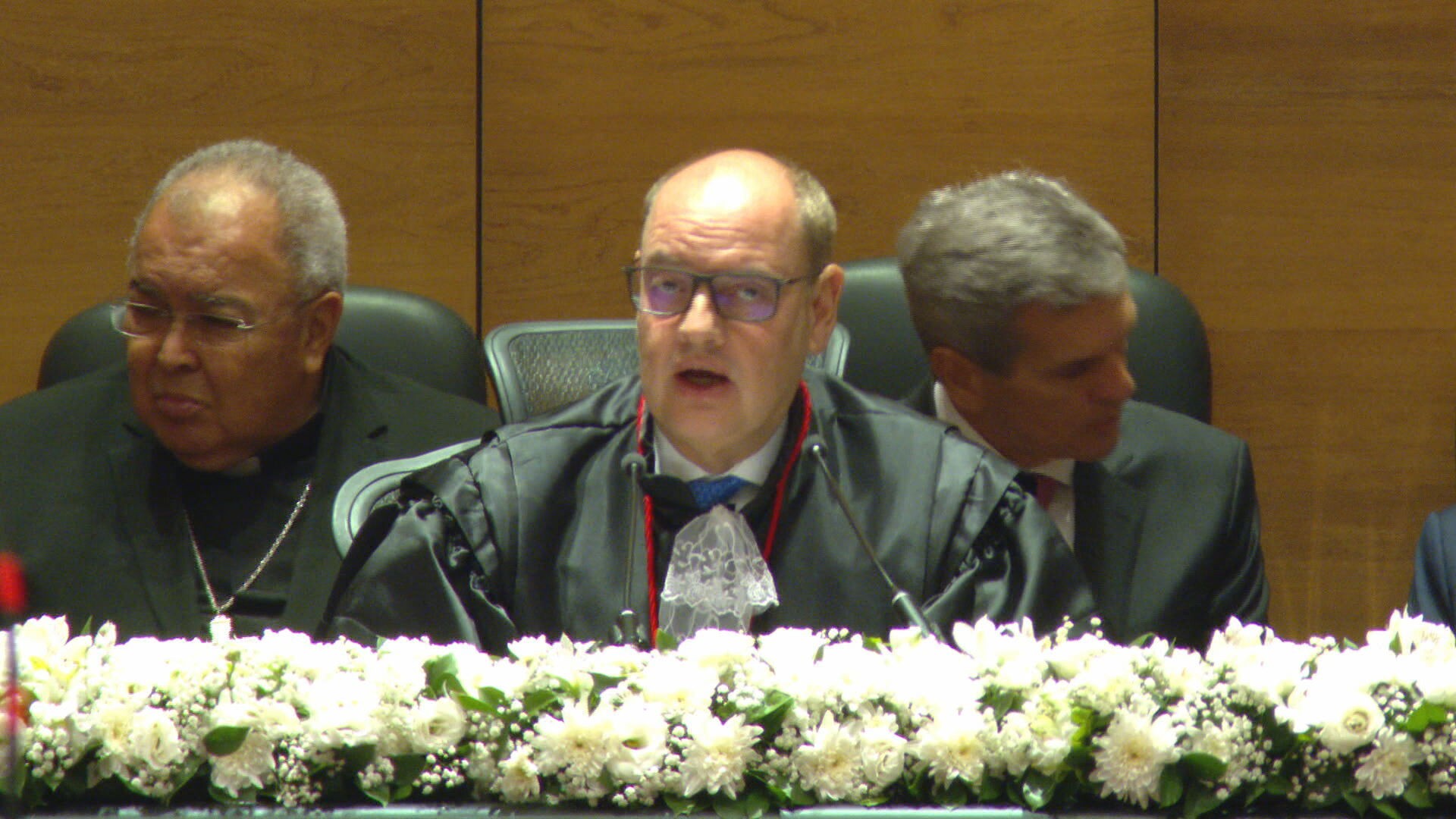 Quem é Ricardo Couto, o desembargador que toma posse como governador do RJ após a renúncia de Castro