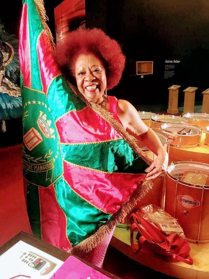 Samba do Bule e Nãnãna da Mangueira fazem show gratuito na Zona Norte de SP