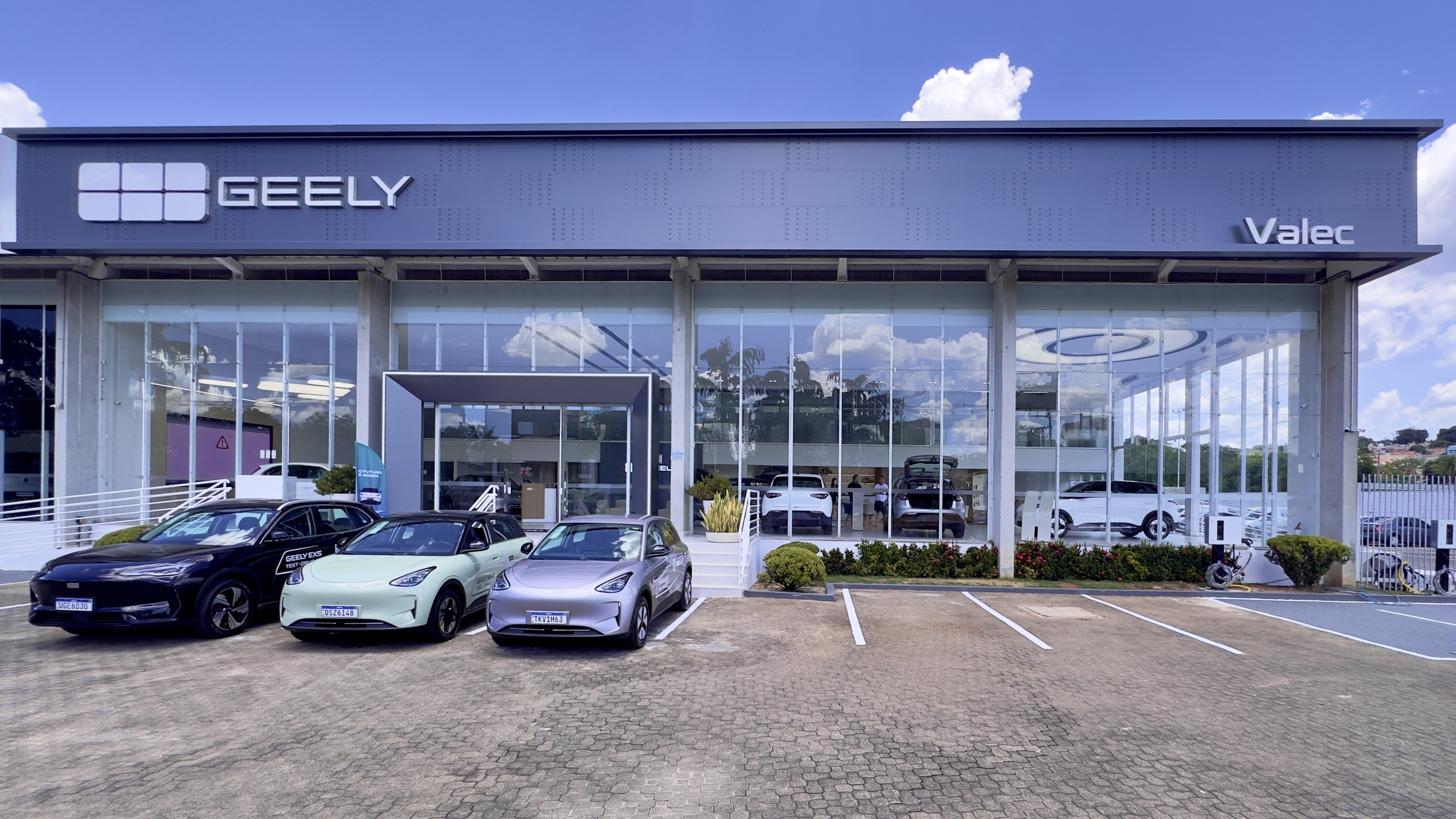 Valec Geely Consolida Eletrificação de Luxo no Interior Paulista