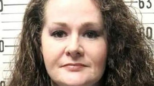 Mulher que seria executada no Tennessee sobrevive a injeção letal