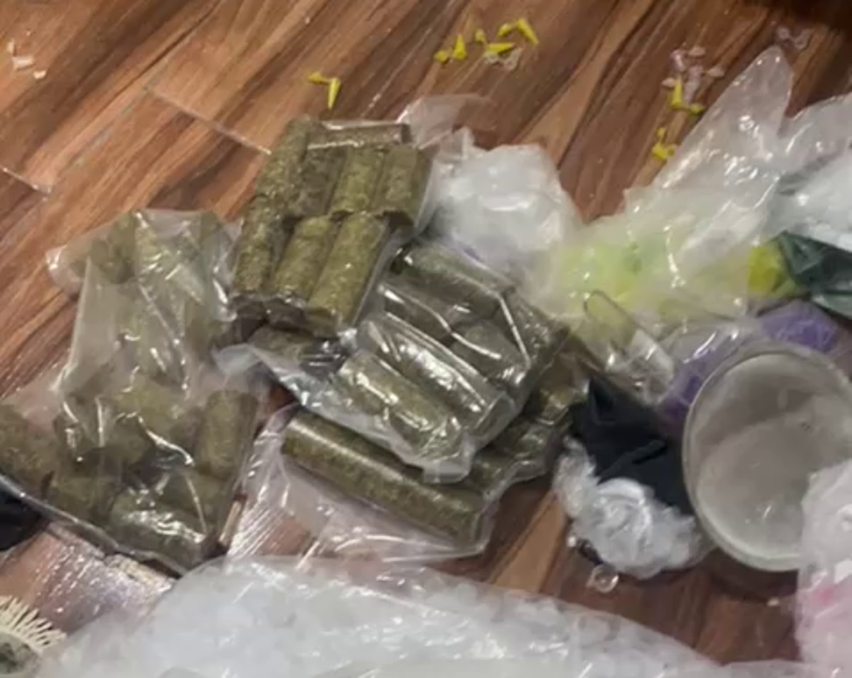 Polícia encontra 'casa-bomba' e prende quadrilha em condomínio na zona norte de Sorocaba