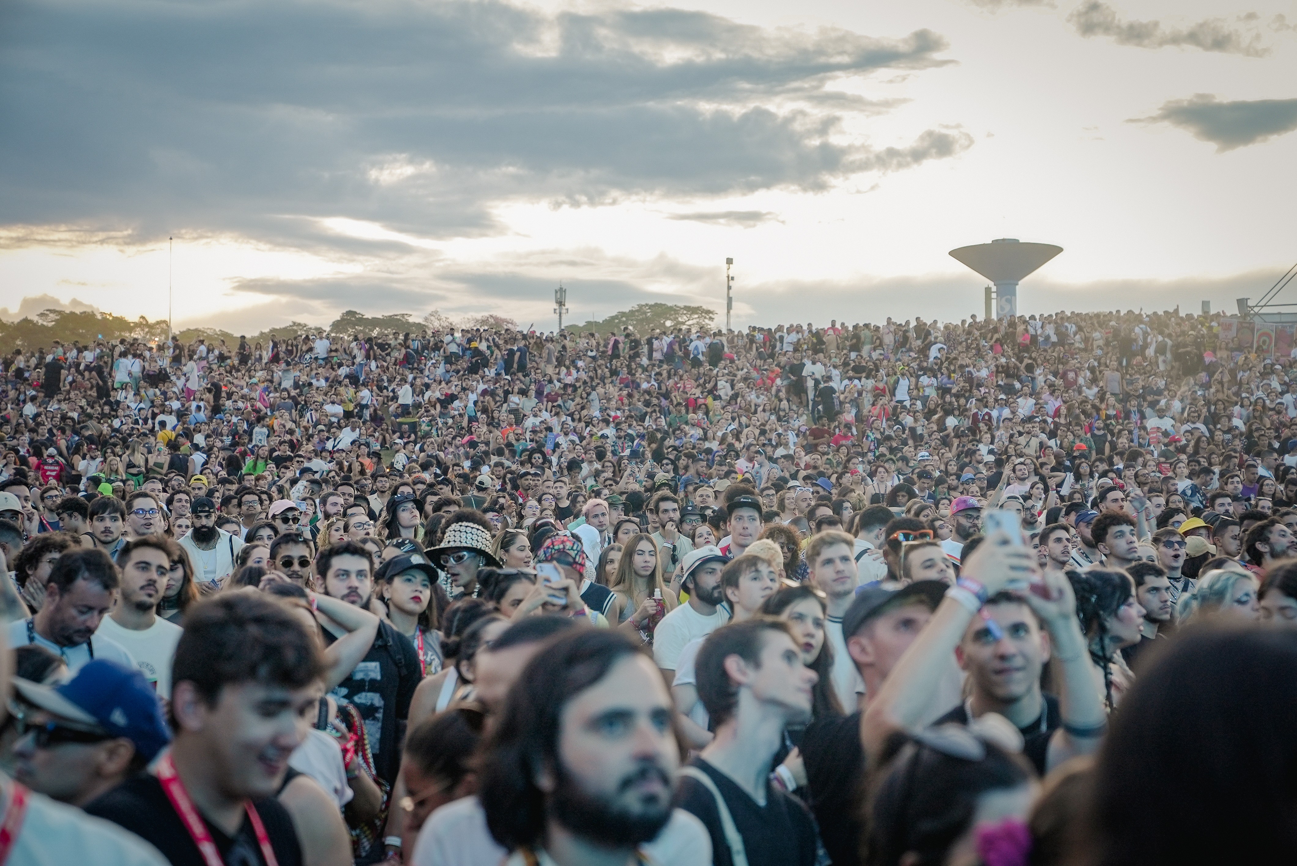 Lolla, The Town e mais... Como o Autódromo de Interlagos virou único palco dos festivais em SP?