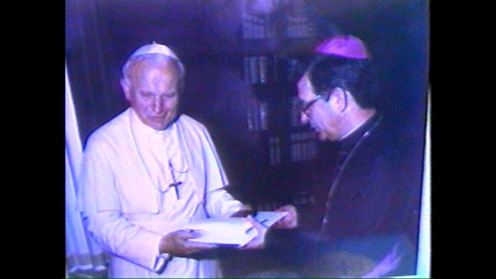 Dom Geraldo e Papa João Paulo II — Foto: Reprodução/RPC