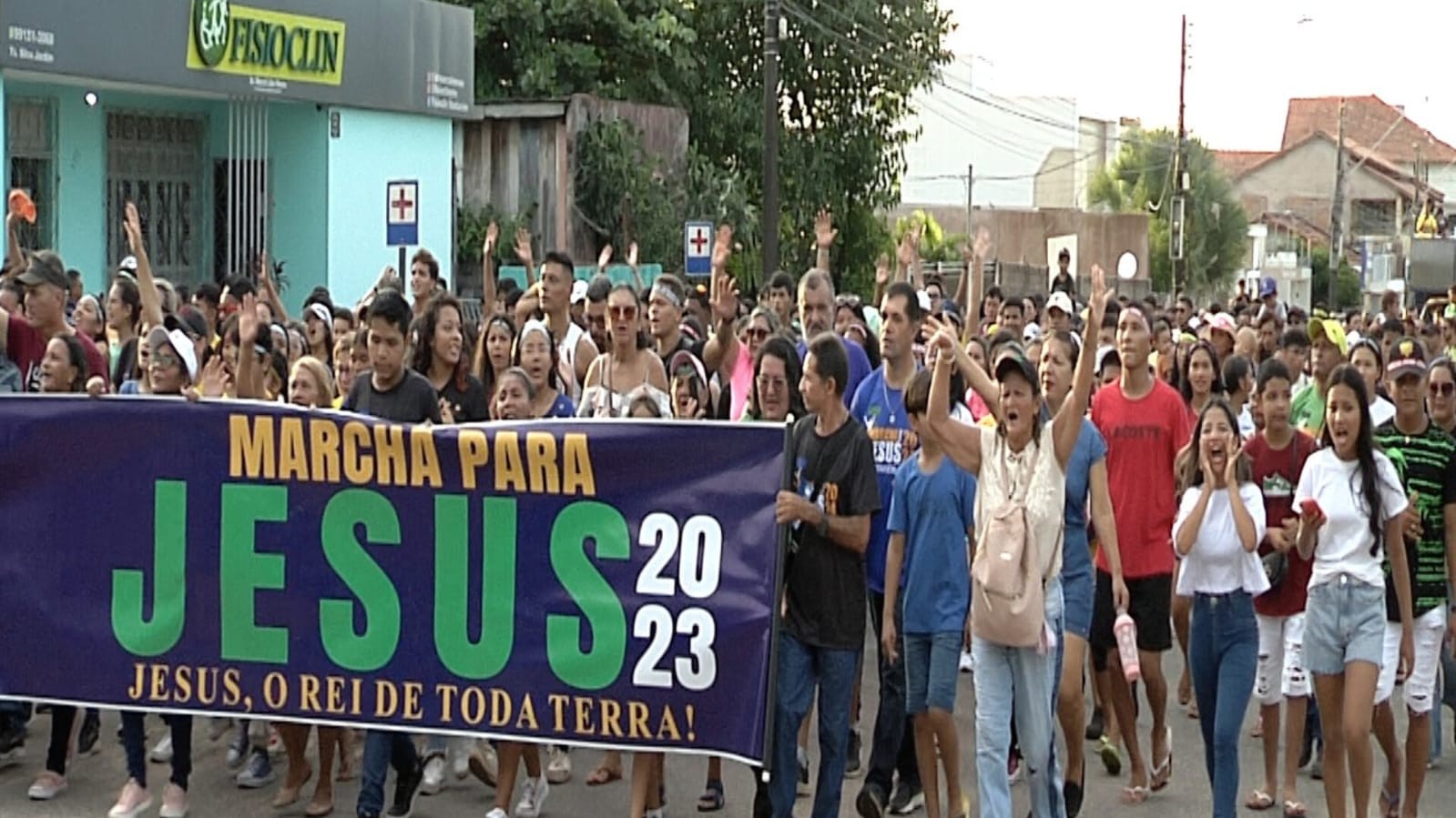 30ª Edição da Marcha para Jesus reúne milhares de fiéis nas ruas de Santarém