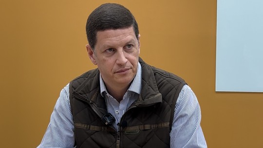Salles desiste de concorrer ao Senado e declara apoio a Derrite e do Prado