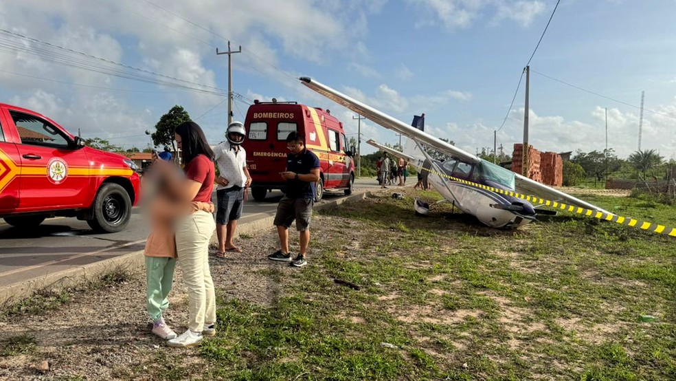 Avião de pequeno porte faz pouso forçado em Barreirinhas; ninguém ficou ferido — Foto: Divulgação/Redes sociais