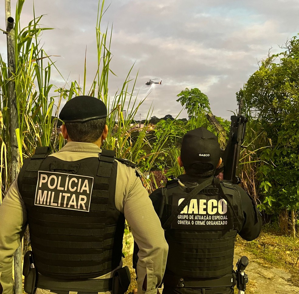 Ação teve o apoio aéreo da Polícia Militar da Paraíba — Foto: PMPB/Divulgação