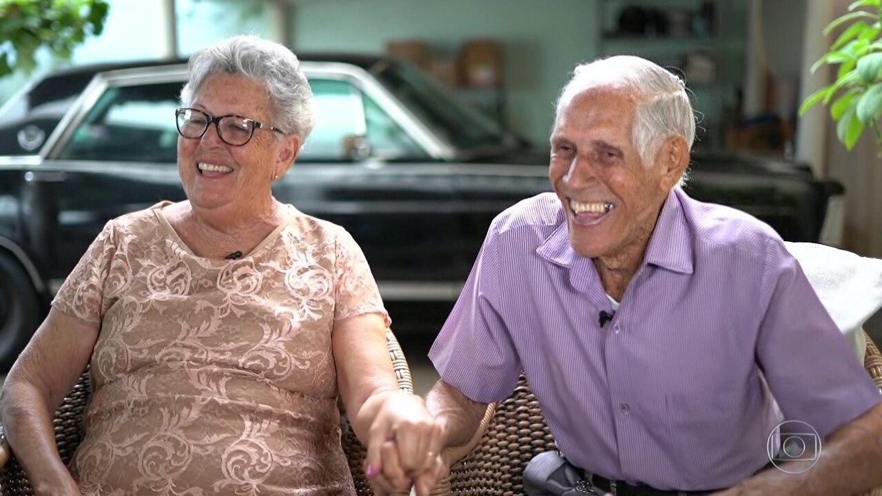 Idosos de 85 e 82 anos se reencontram após anos e se casam | G1